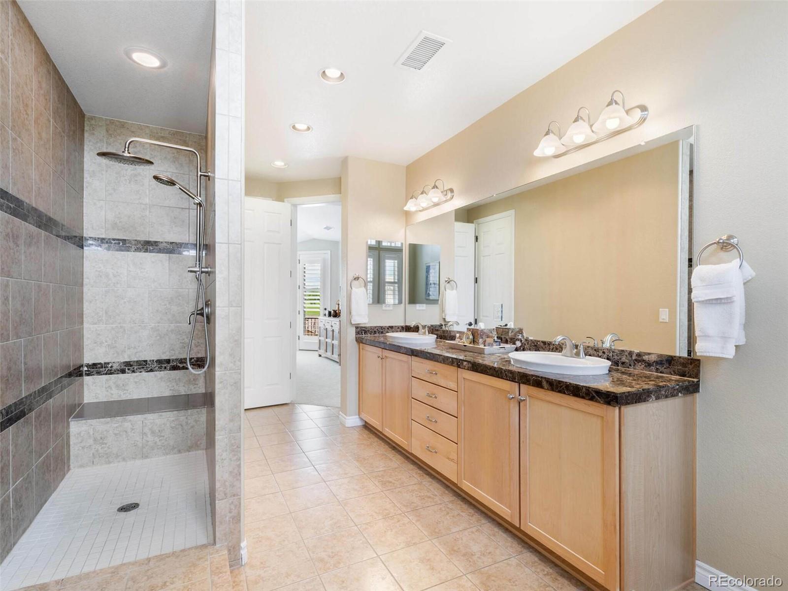 9166 Viaggio Way Highlands Ranch, CO 80126 - Photo 24 of 40
