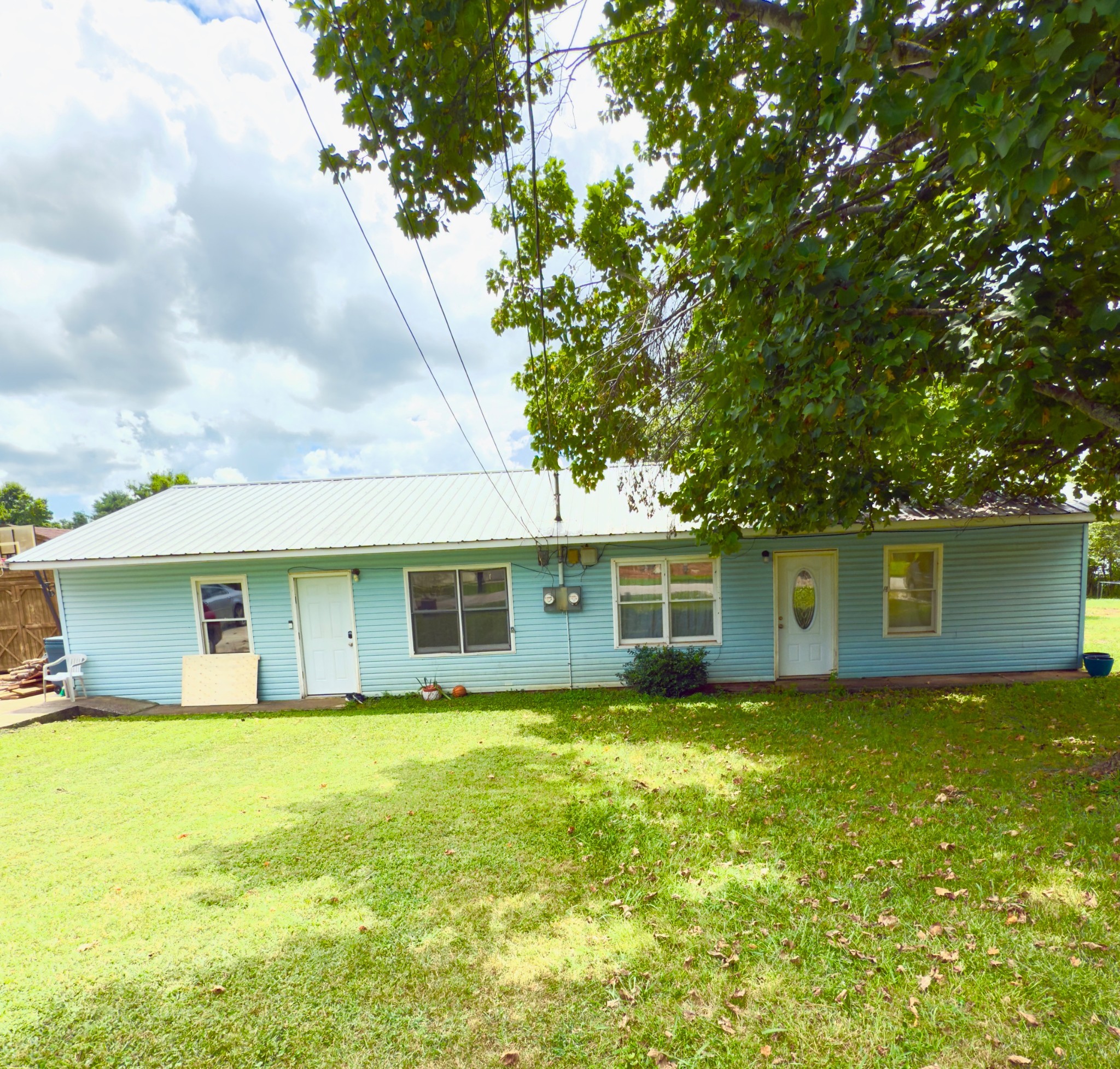 1105 Cumberland Street Decherd, TN 37324 - Photo 1 of 10 a house view with a garden space