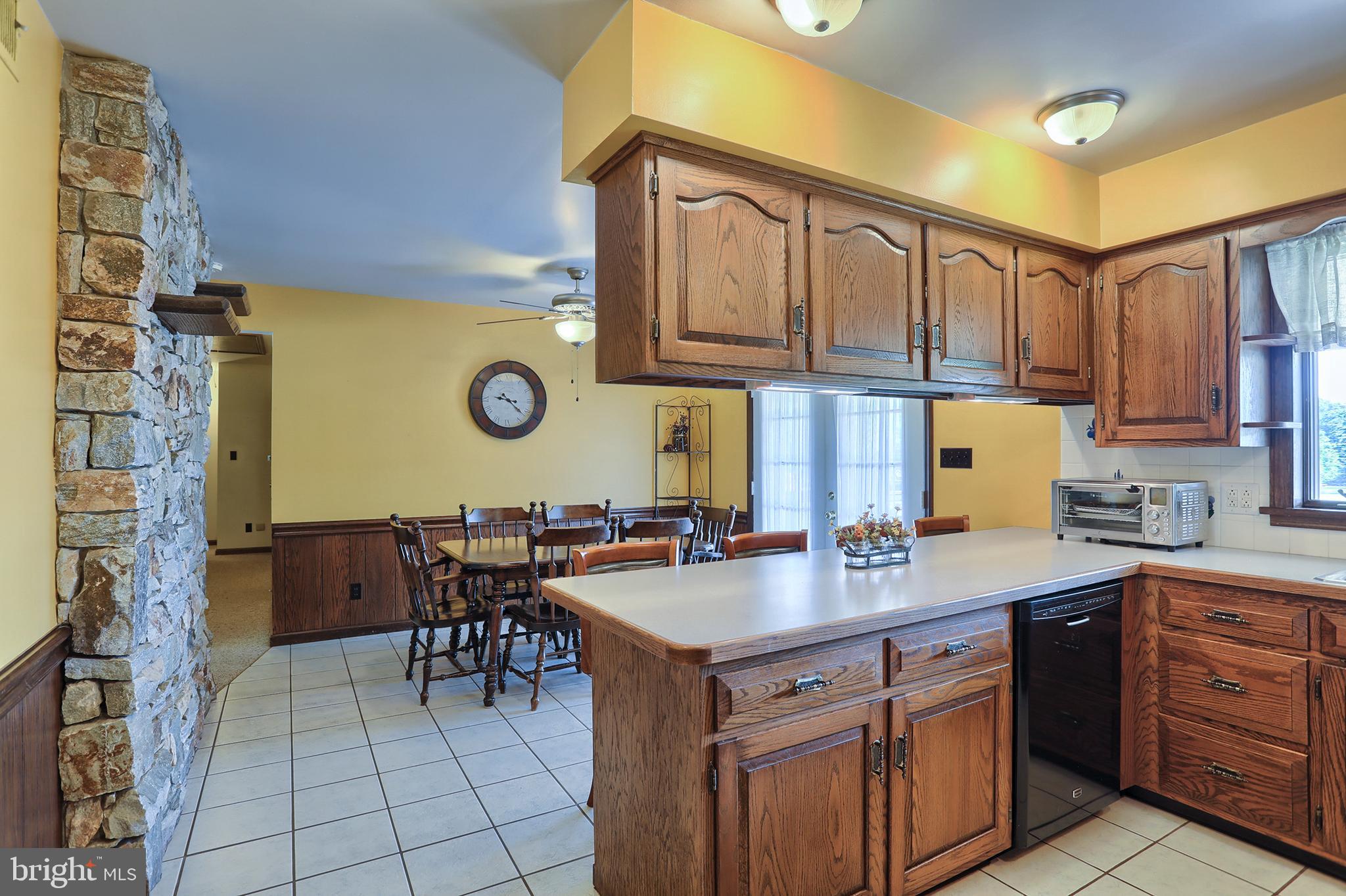 704 Church Road Manheim, PA 17545 - Photo 16 of 46 Kitchen