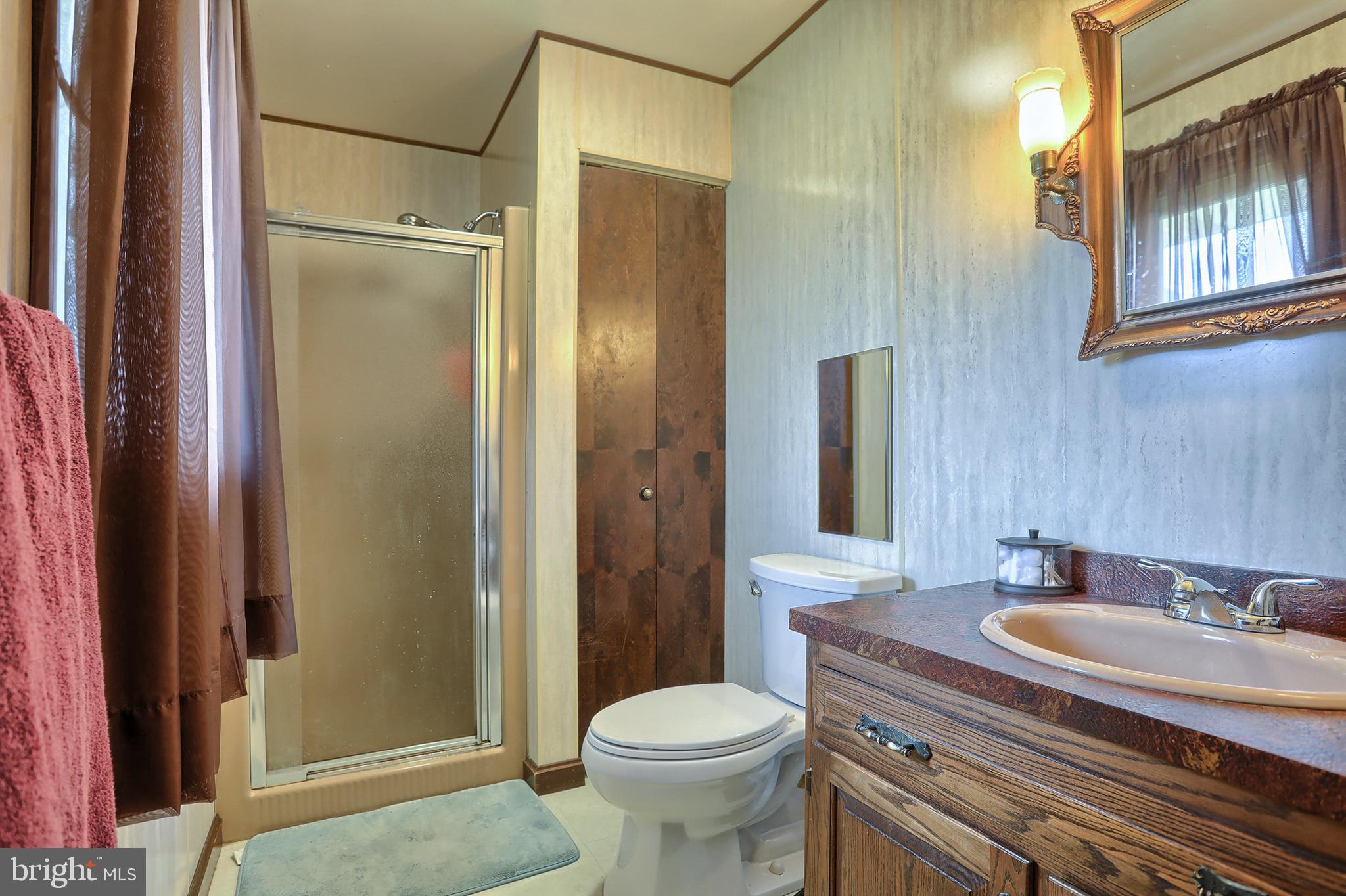 704 Church Road Manheim, PA 17545 - Photo 23 of 46 Master bath
