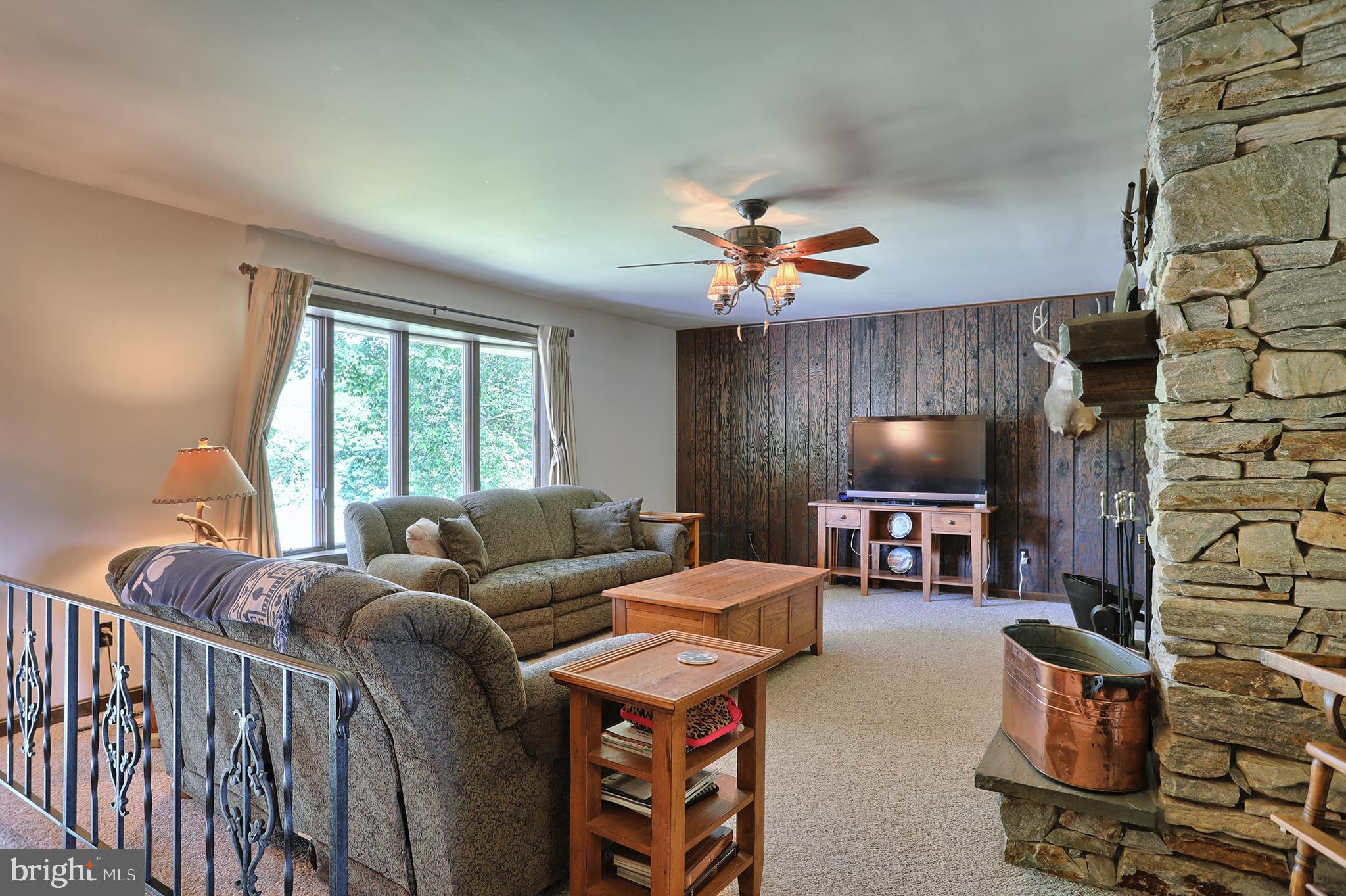 704 Church Road Manheim, PA 17545 - Photo 7 of 46 Living room