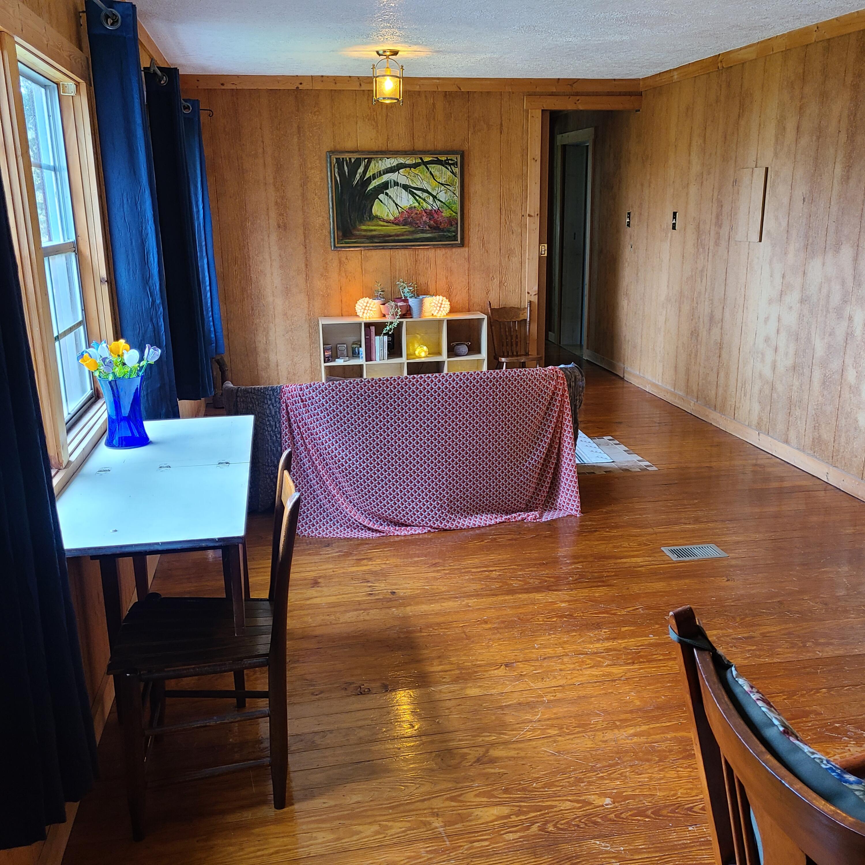 2727 Beech Mountain Road Ferrum, VA 24088 - Photo 10 of 24 Living Room