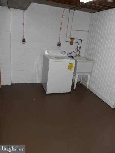 1402 Cedarcroft Road Baltimore, MD 21239 - Photo 22 of 24 Basement