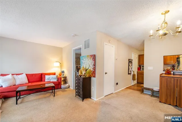 $339,900 | 1206 Sycamore Lane, Mahwah, NJ 07430