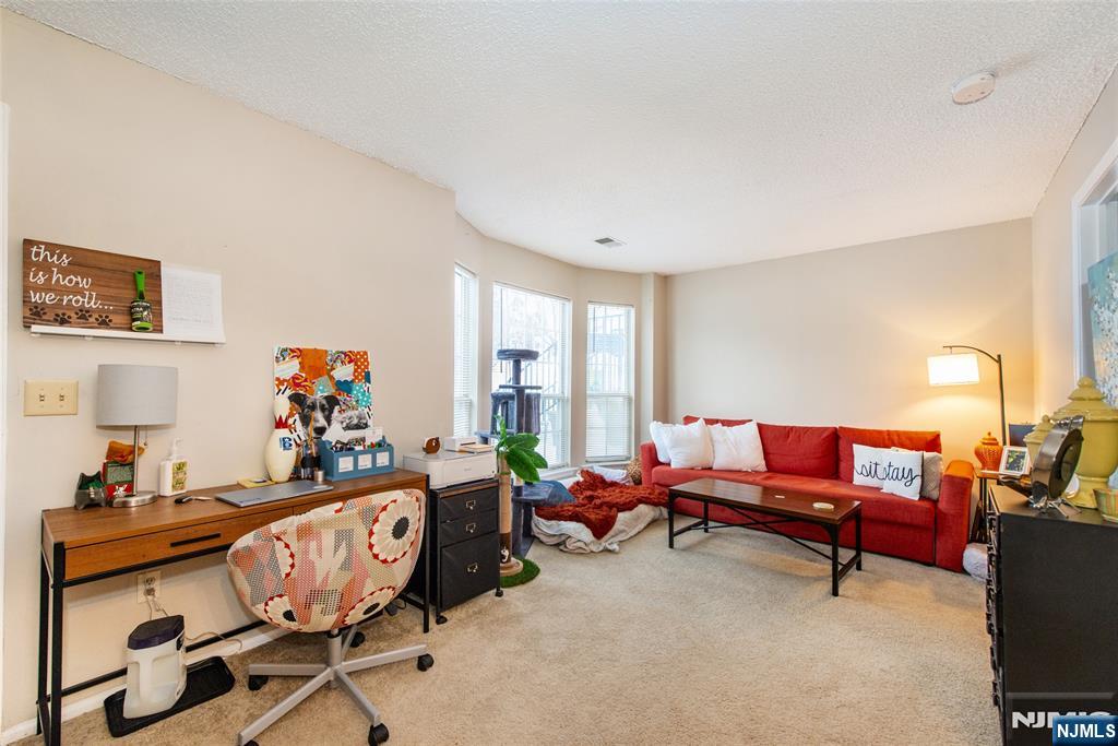 1206 Sycamore Lane Mahwah, NJ 07430 - Photo 7 of 15