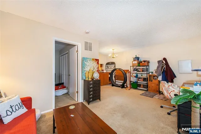 $339,900 | 1206 Sycamore Lane, Mahwah, NJ 07430