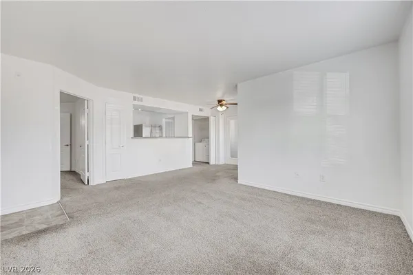 $1,350 | 5055 West Hacienda Avenue, Unit 1024, Las Vegas, NV 89118