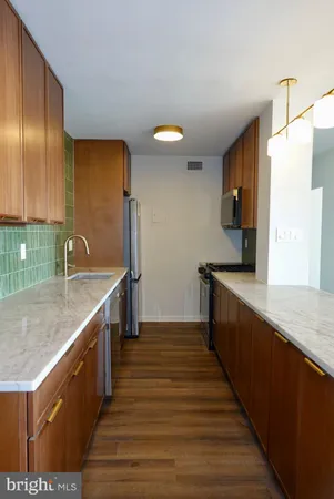 $369,000 | 2475 Virginia Avenue Northwest, Unit 914, Washington, DC 20037