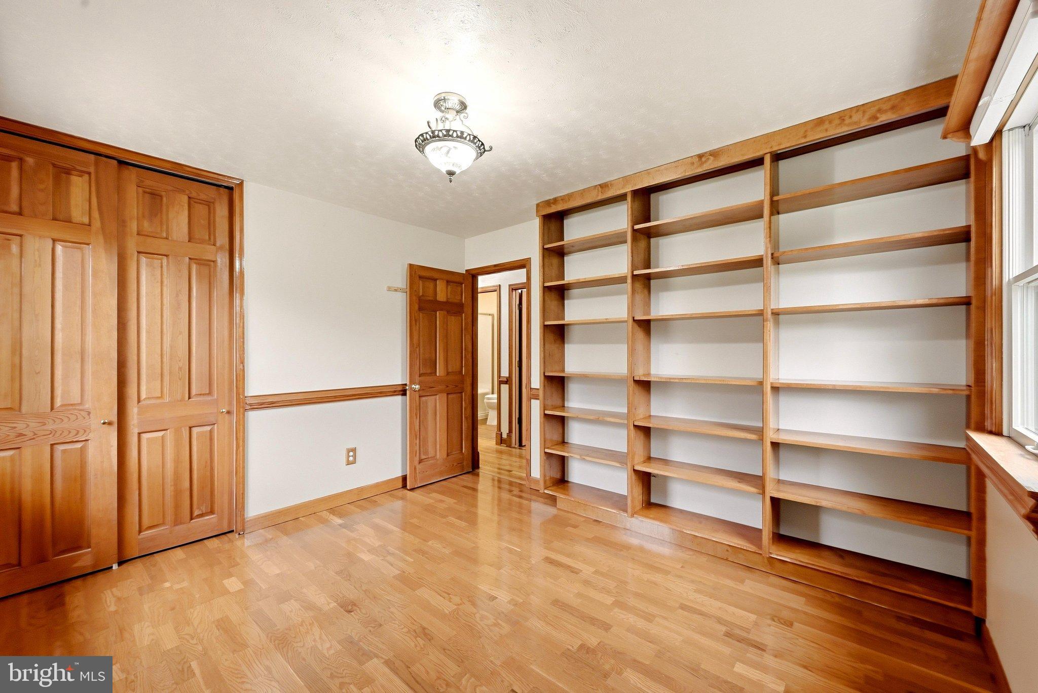 16916 Powell Road Sharpsburg, MD 21782 - Photo 23 of 53 Bedroom