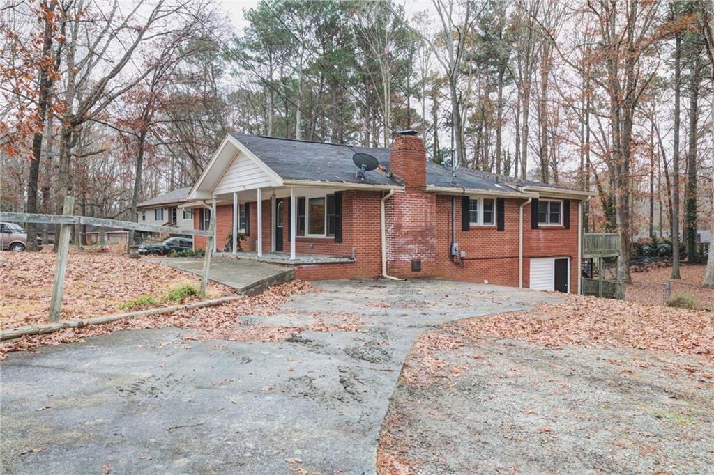 2213 Davis Road Southwest Stone Mountain, GA 30087 - Photo 2 of 16
