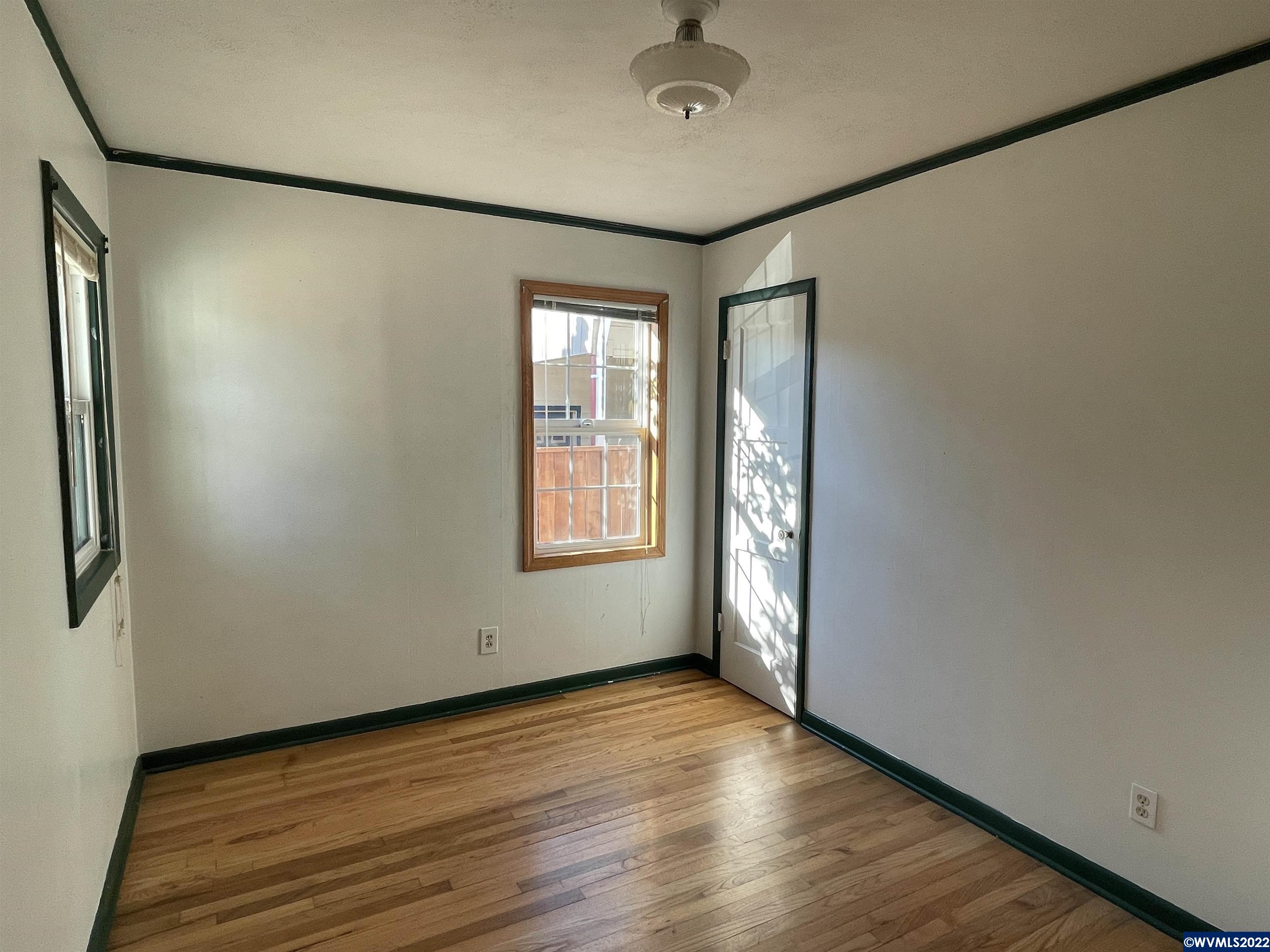 1309 Southwest Church Street Dallas, OR 97338 - Photo 11 of 40 Gallery Image 11