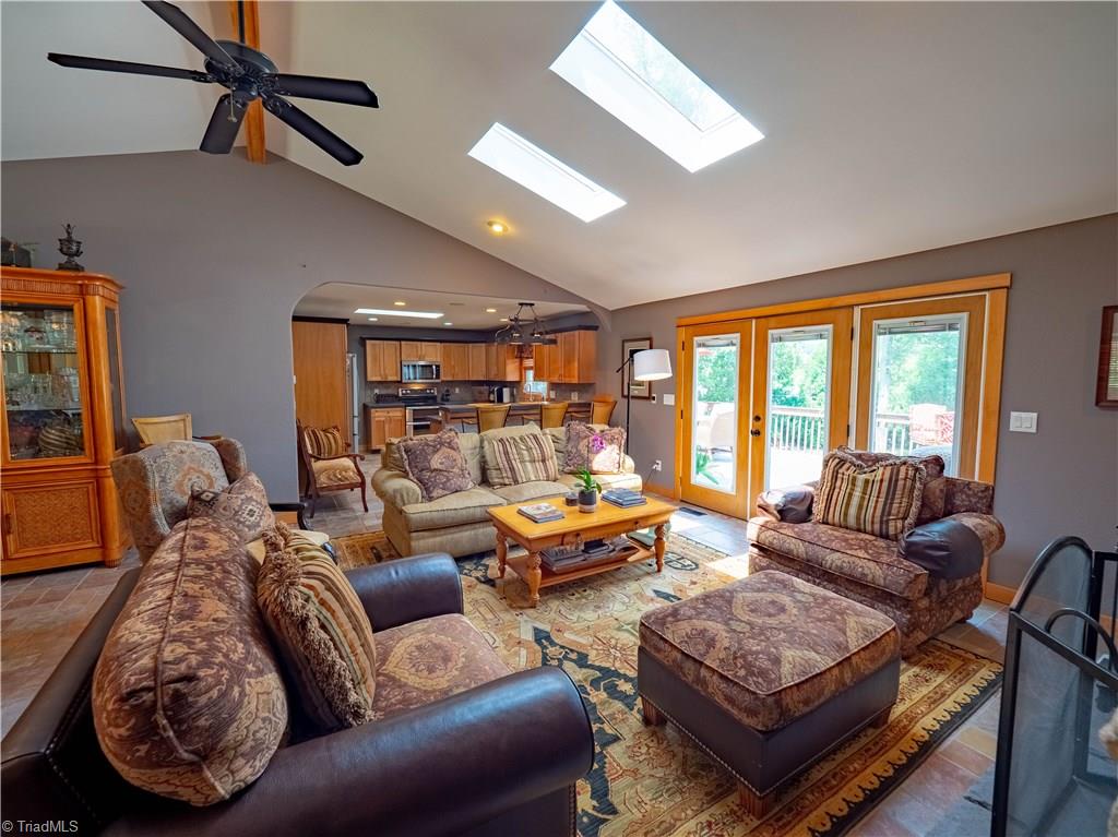 1282 Arnold Road Lexington, NC 27295 - Photo 10 of 26 Gallery Image 10
