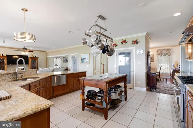 $1,200,000 | 5520 Leeward Lane, Tilghman, MD 21671