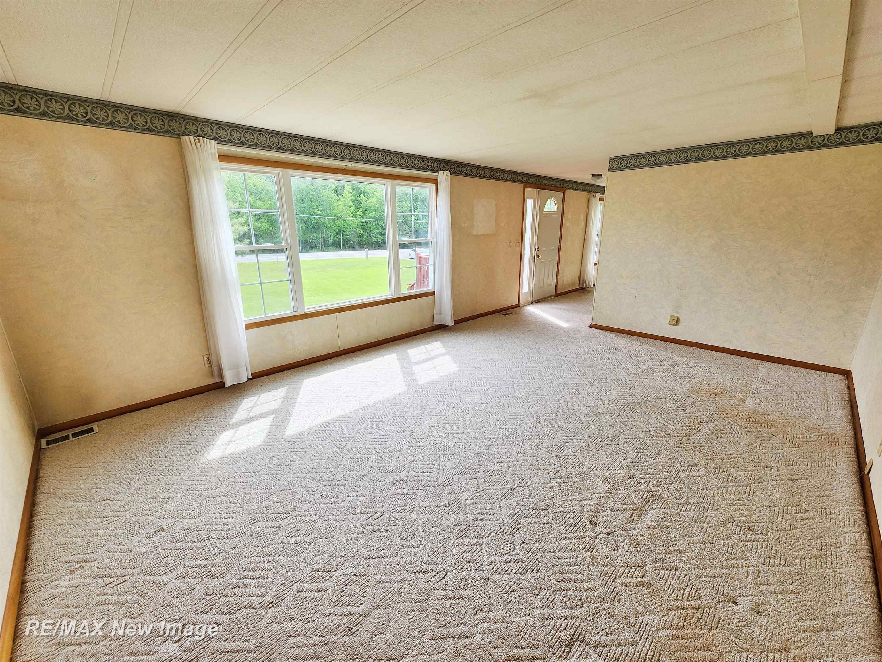 10424 South Graham Road St. Charles, MI 48655 - Photo 12 of 55