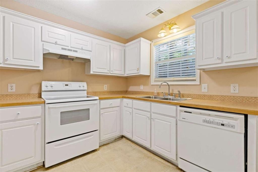 15 Twin Lakes Road Winder, GA 30680 - Photo 13 of 32