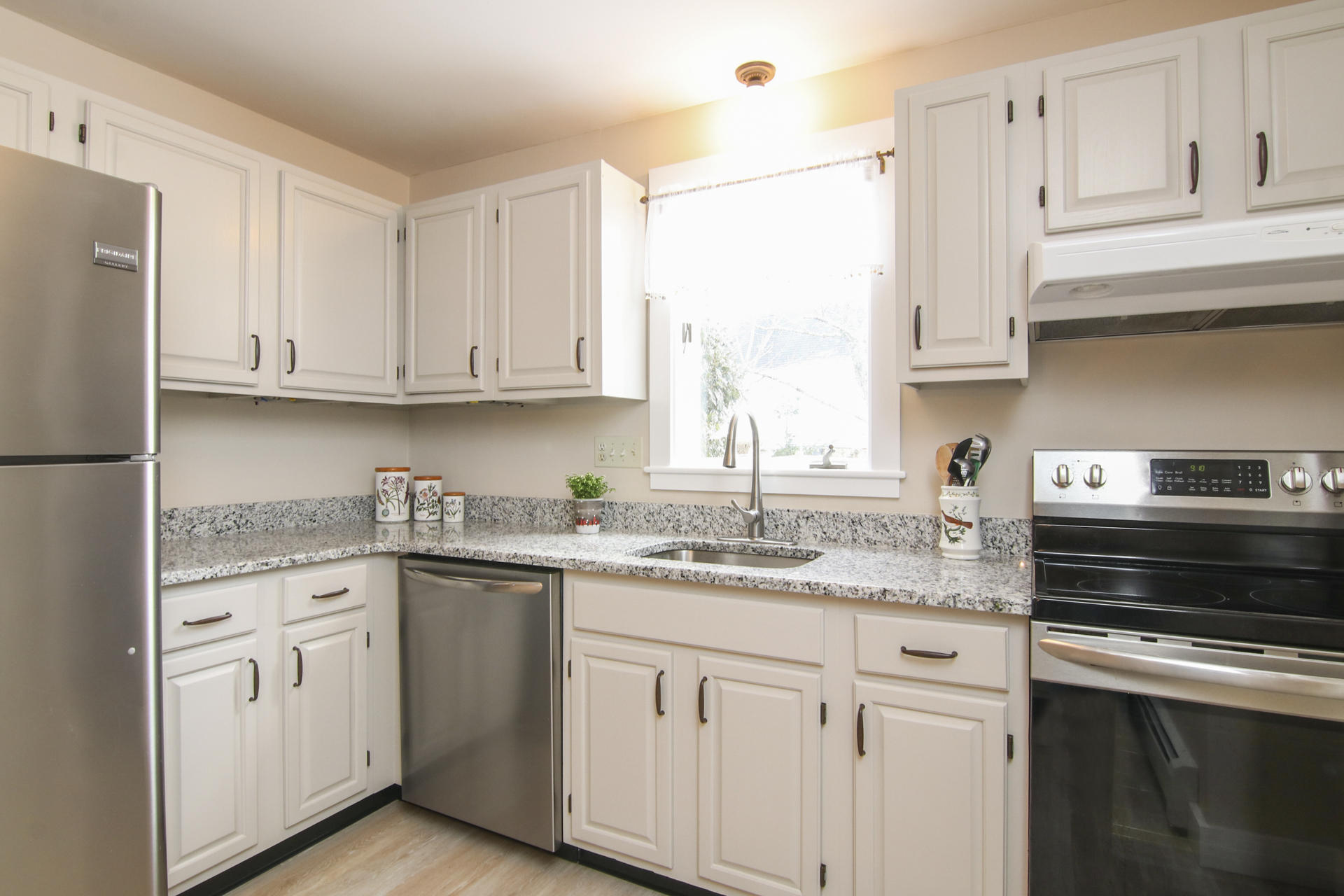 46 Bridge Road Orleans, MA 02653 - Photo 7 of 33 15B0D36D-C871-4F09-B529-F304CAD97DA0