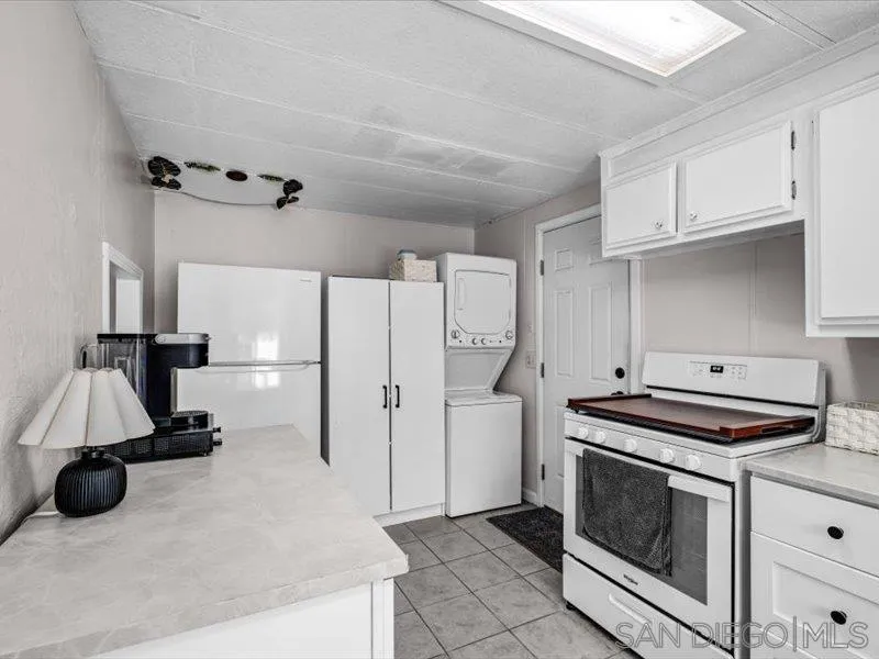 14291 Rios Canyon Road, Unit 13 El Cajon, CA 92021 - Photo 15 of 25