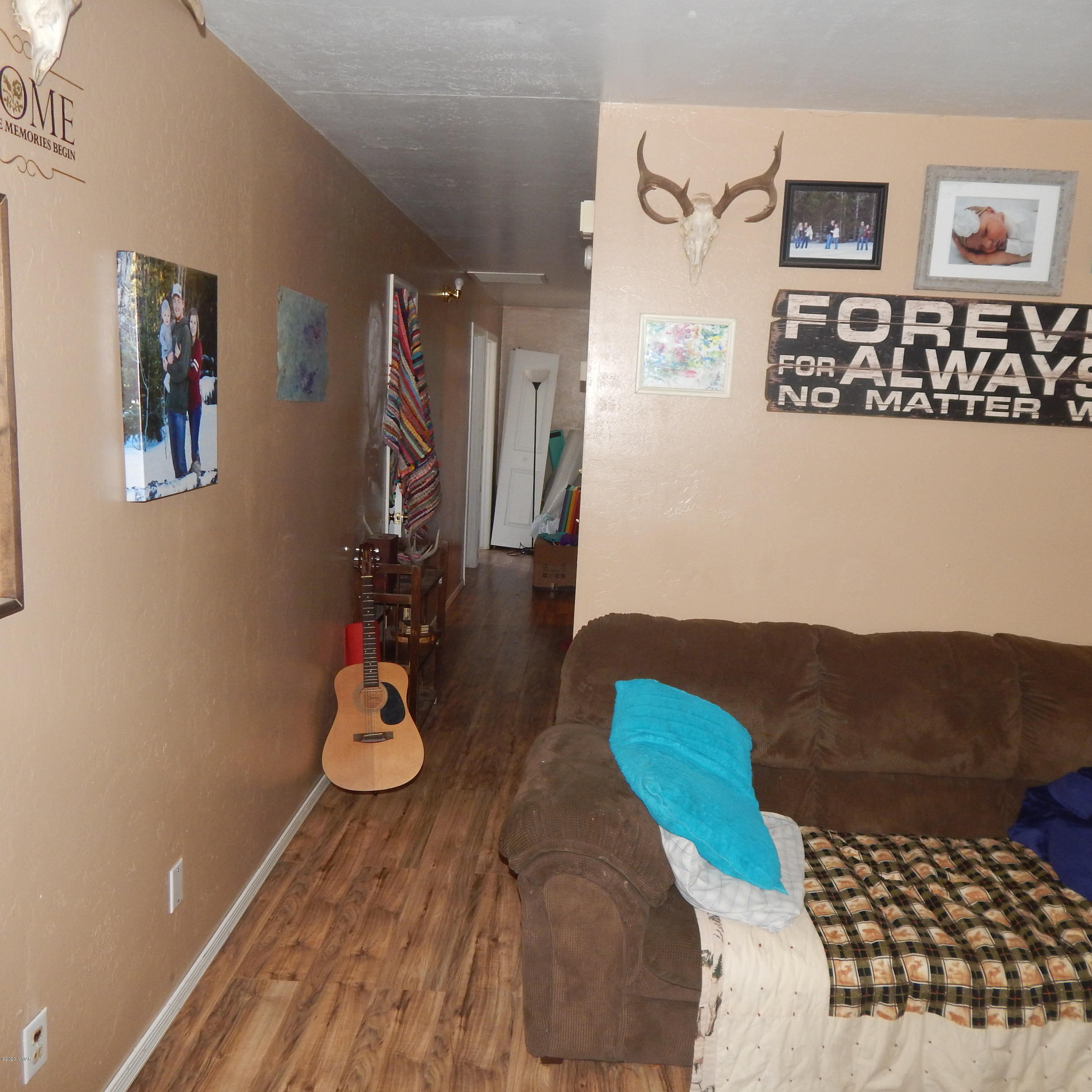 136 Hamblin Street Eagar, AZ 85925 - Photo 4 of 12
