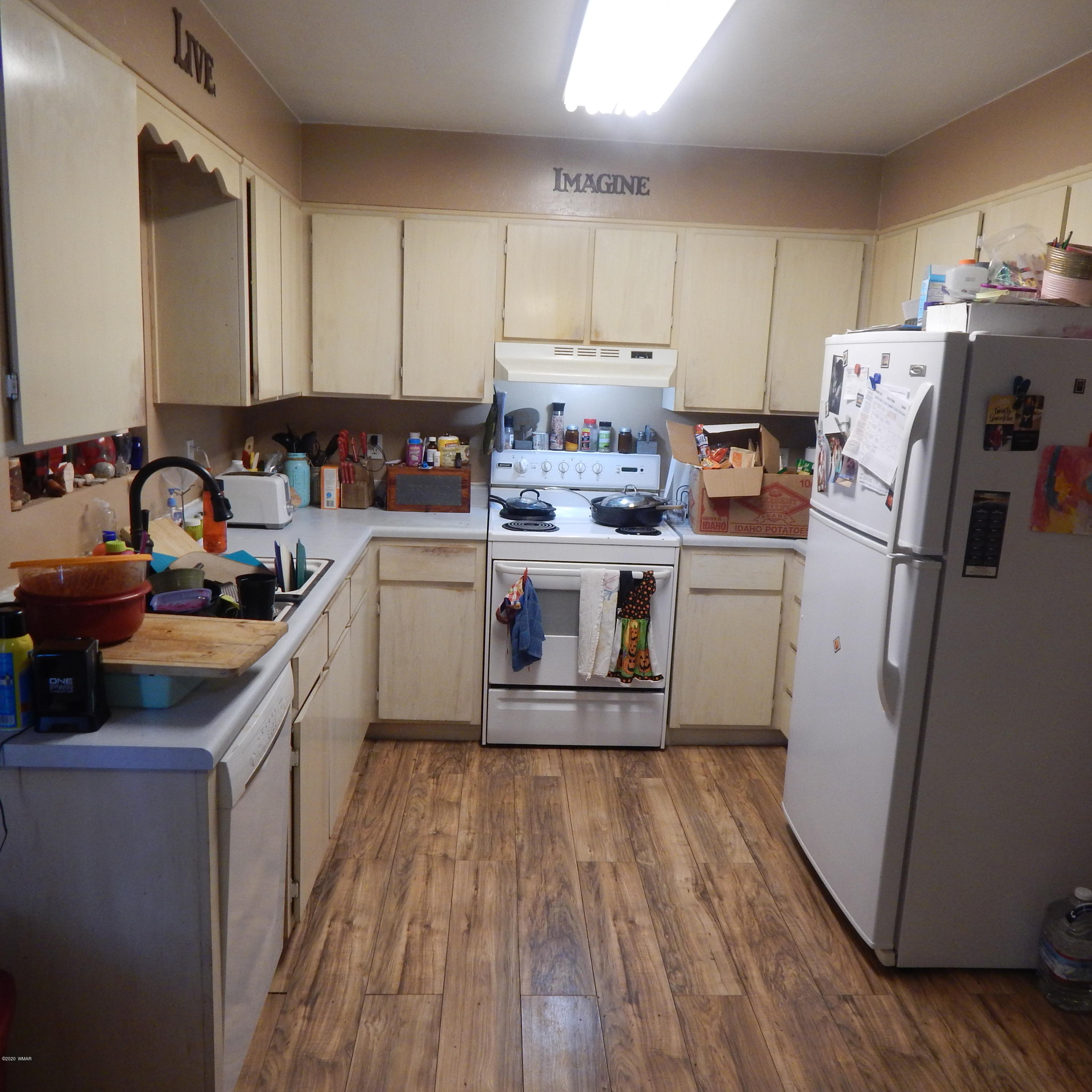 136 Hamblin Street Eagar, AZ 85925 - Photo 5 of 12