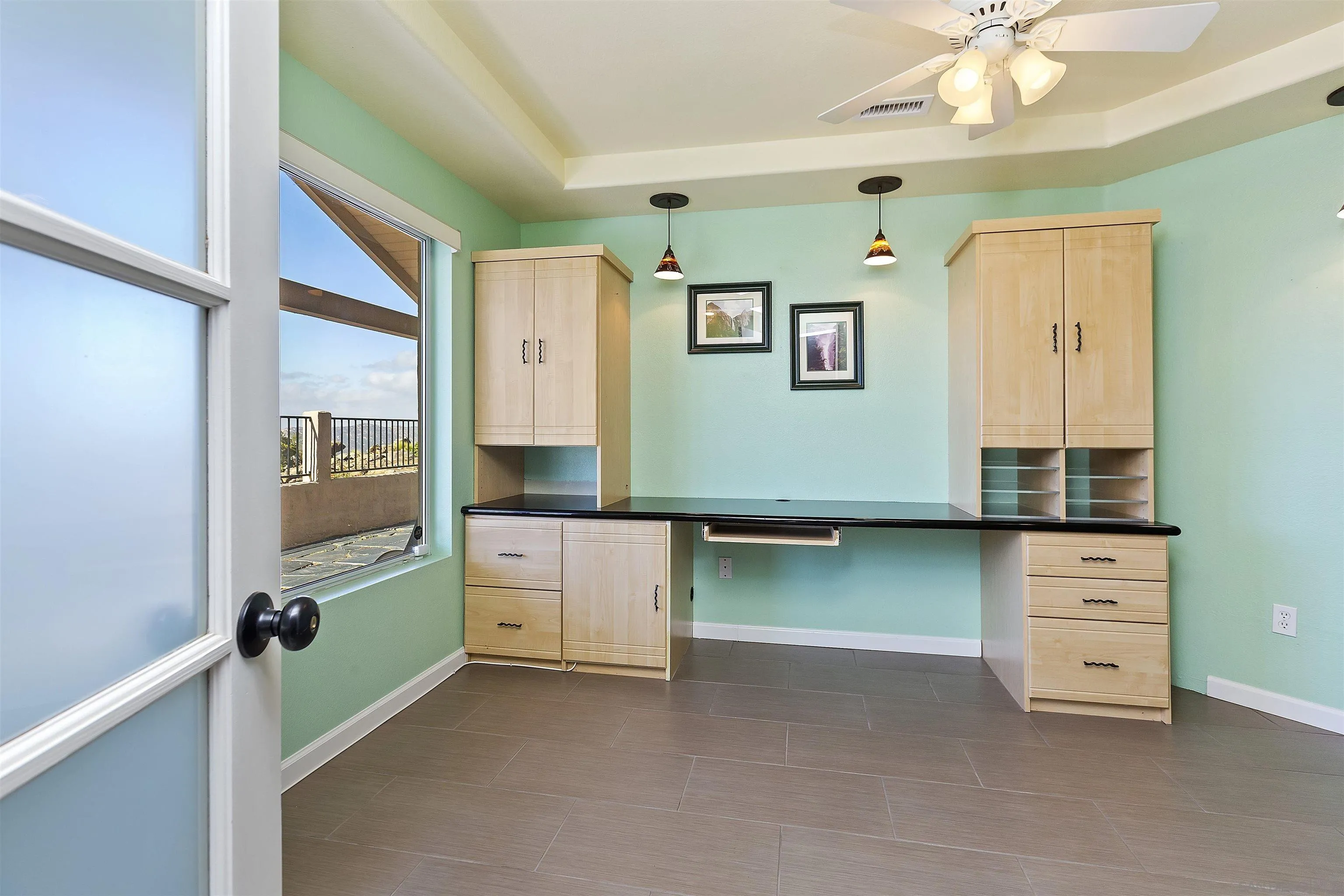 2703 Lobelia Road Alpine, CA 91901 - Photo 26 of 40 a room with cabinets and window
