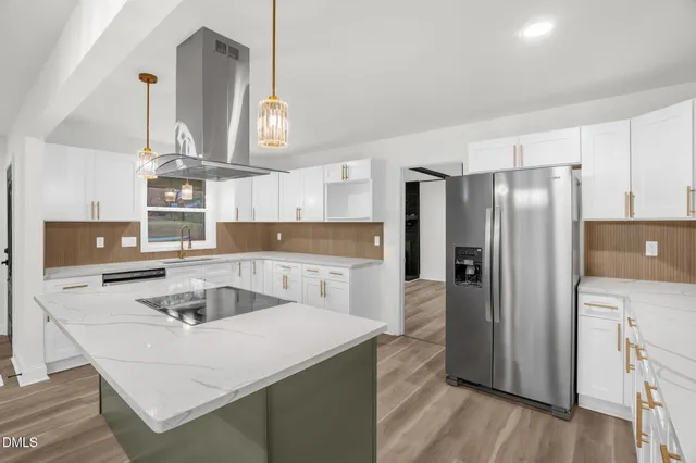 $629,900 | 3100 Carovel Court, Raleigh, NC 27607