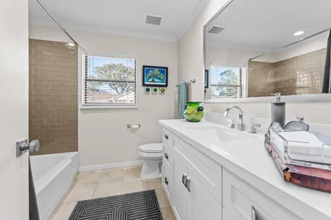 $373,000 | 4721 Kingfisher Drive, Houston, TX 77035