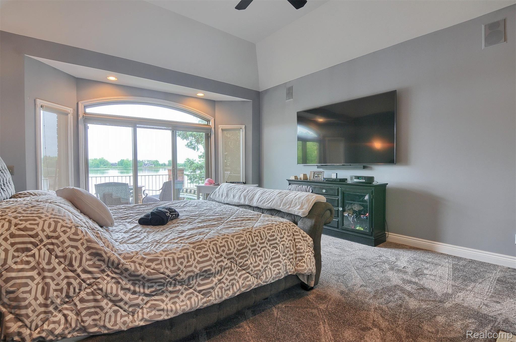 8311 Waumegah Road Clarkston, MI 48348 - Photo 18 of 61 19-Master-Bedroom.jpg
