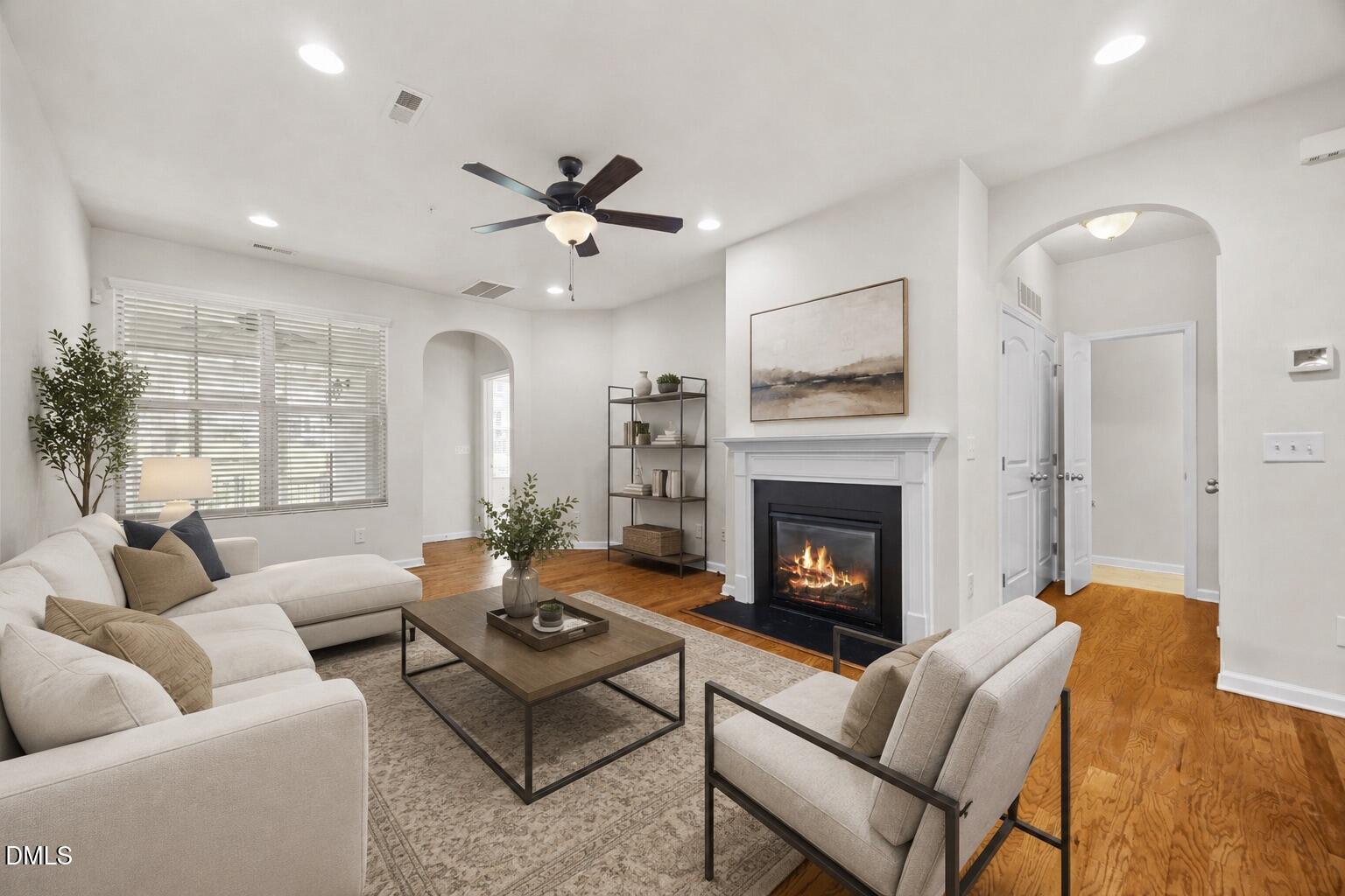 9333 Falkwood Road Raleigh, NC 27617 - Photo 23 of 47 Living room v stage