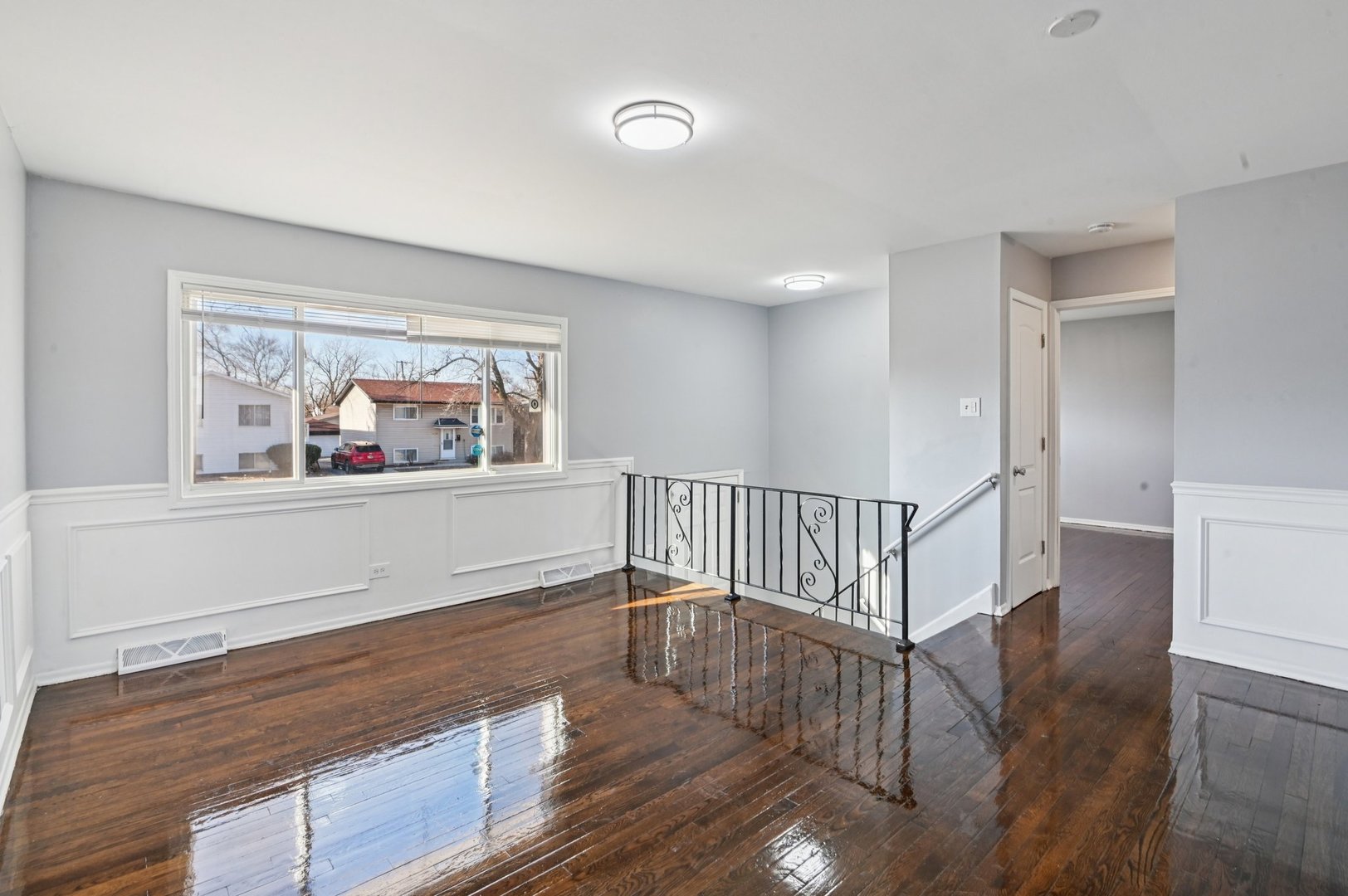 16259 Laflin Avenue Markham, IL 60428 - Photo 6 of 34