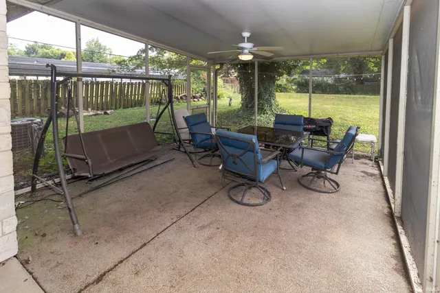 $179,000 | 6066 County Road 1090 West, Newburgh, IN 47630