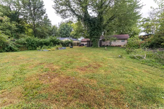 $179,000 | 6066 County Road 1090 West, Newburgh, IN 47630