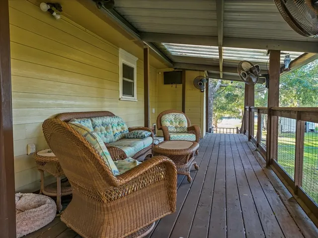 $499,900 | 603 Shady Glen Drive, Anahuac, TX 77514