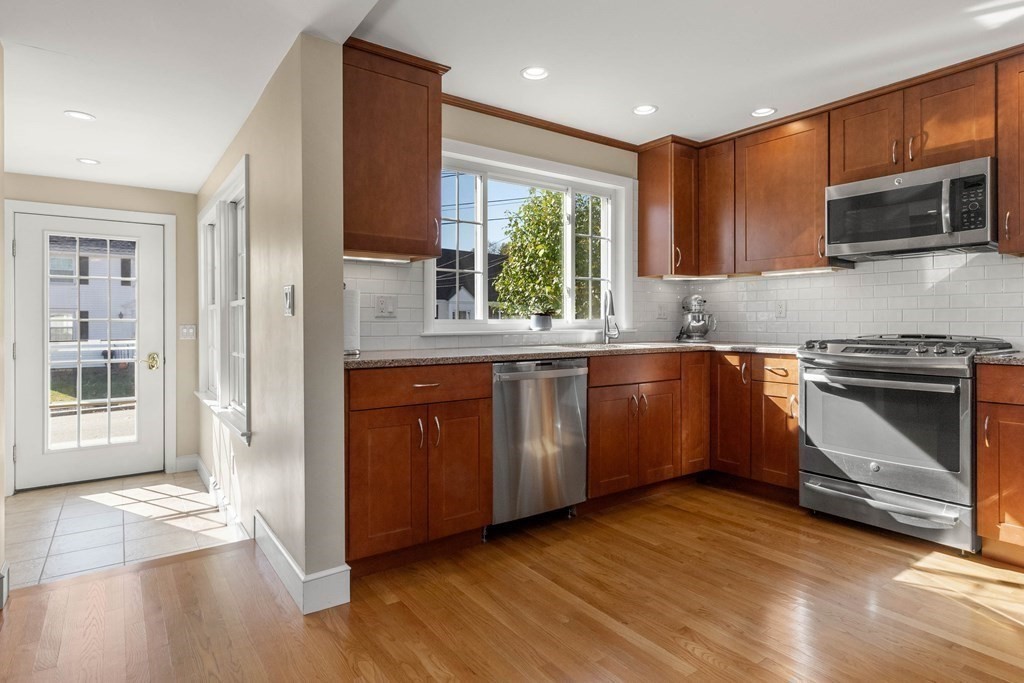 3 Rosedale Avenue Salem, MA 01970 - Photo 7 of 42 Gallery Image 7