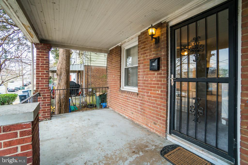 5089 Sheriff Road Northeast Washington, DC 20019 - Photo 5 of 31 Front Porch