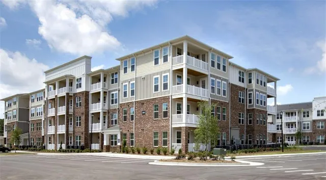 $1,364 | 4270 Phil Niekro Parkway, Unit 1107, Norcross, GA 30093
