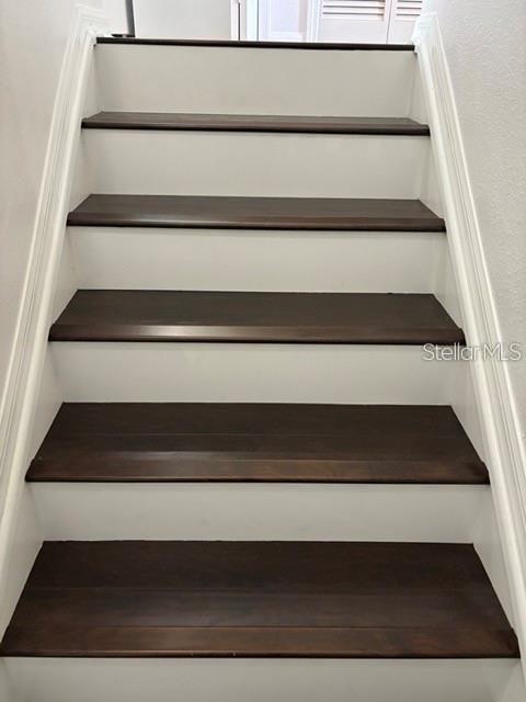 2417 Hibiscus Bay Lane Brandon, FL 33511 - Photo 18 of 36 a view of entryway