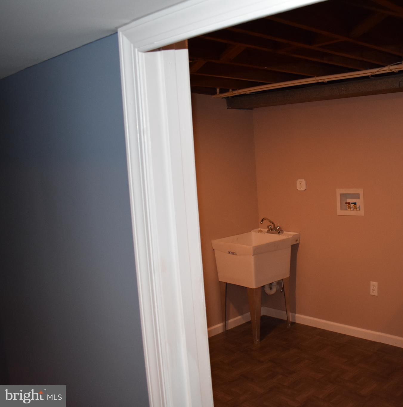 1905 Ridgewick Road Glen Burnie, MD 21061 - Photo 16 of 25 Laundry room in full basement