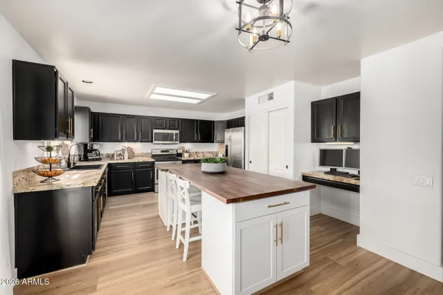 $730,000 | 1725 East Quail Avenue, Phoenix, AZ 85024