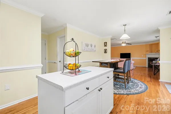 $407,900 | 14212 Waterlyn Drive, Charlotte, NC 28278