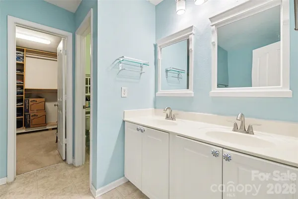 $407,900 | 14212 Waterlyn Drive, Charlotte, NC 28278