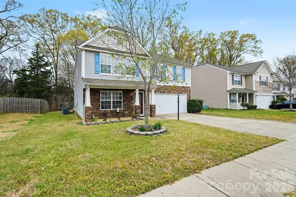$407,900 | 14212 Waterlyn Drive, Charlotte, NC 28278