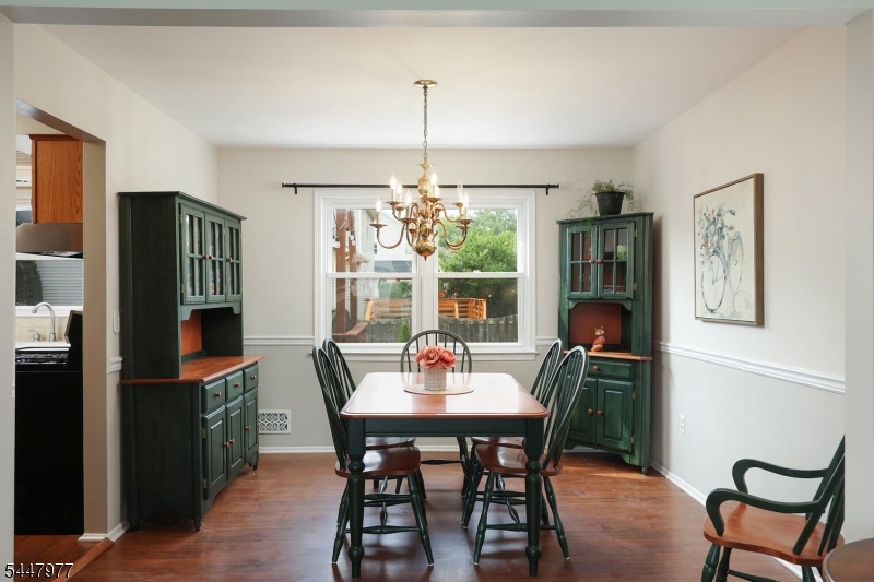 77 Rohill Road Hillsborough, NJ 08844 - Photo 11 of 39 Gallery Image 11