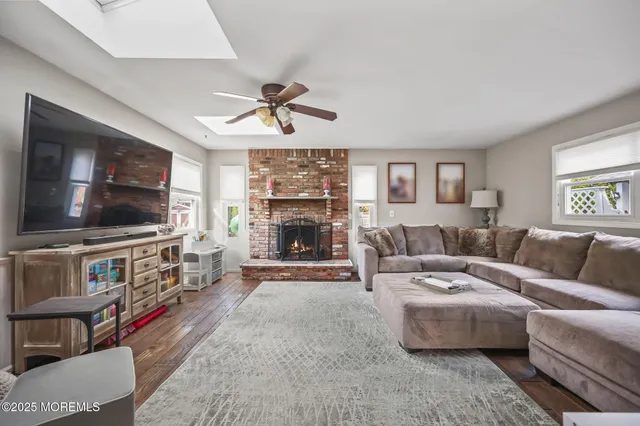 $679,000 | 5 Briar Road, Freehold, NJ 07728