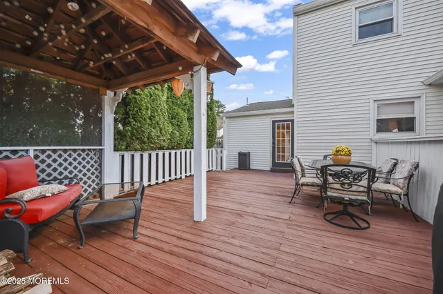 $679,000 | 5 Briar Road, Freehold, NJ 07728