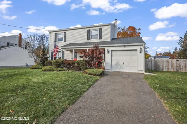 $679,000 | 5 Briar Road, Freehold, NJ 07728