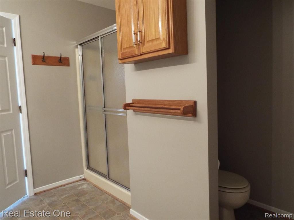 44937 Lemont Road Canton, MI 48187 - Photo 24 of 43