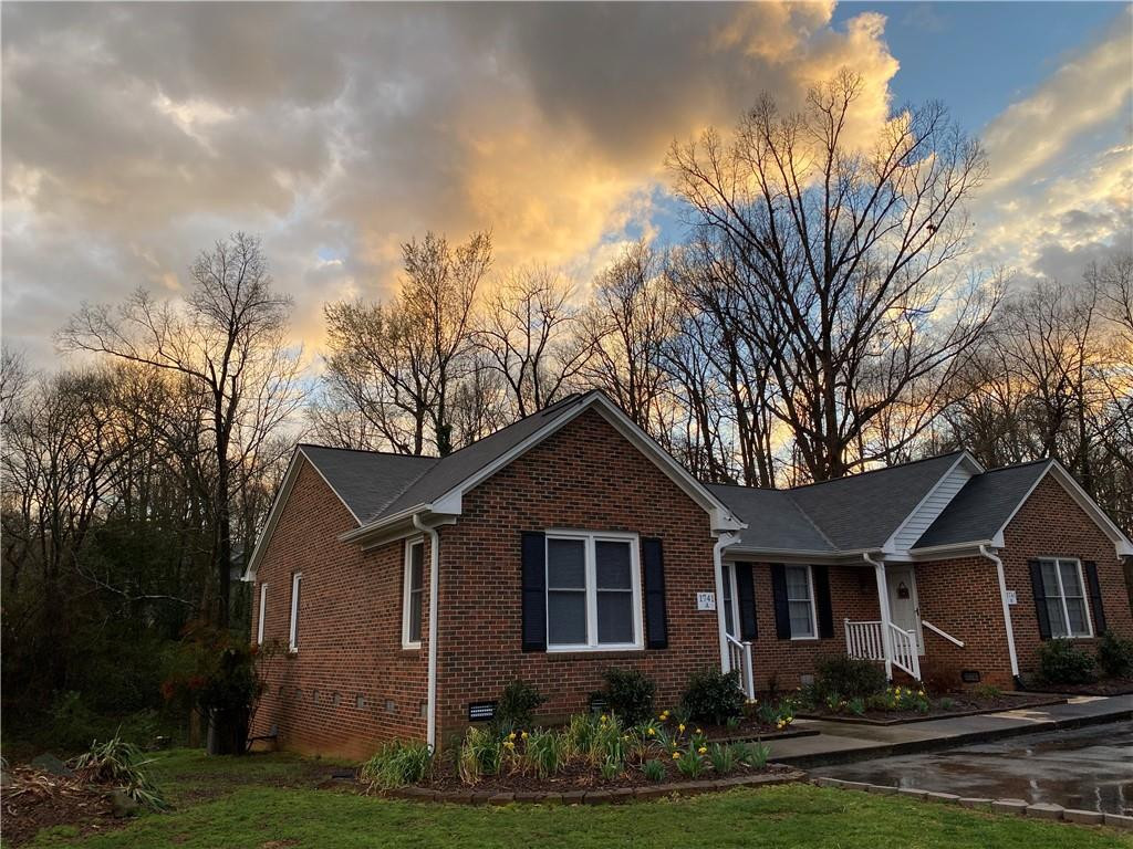 1741 Malone Road Burlington, NC 27215 - Photo 5 of 32 Photo 5