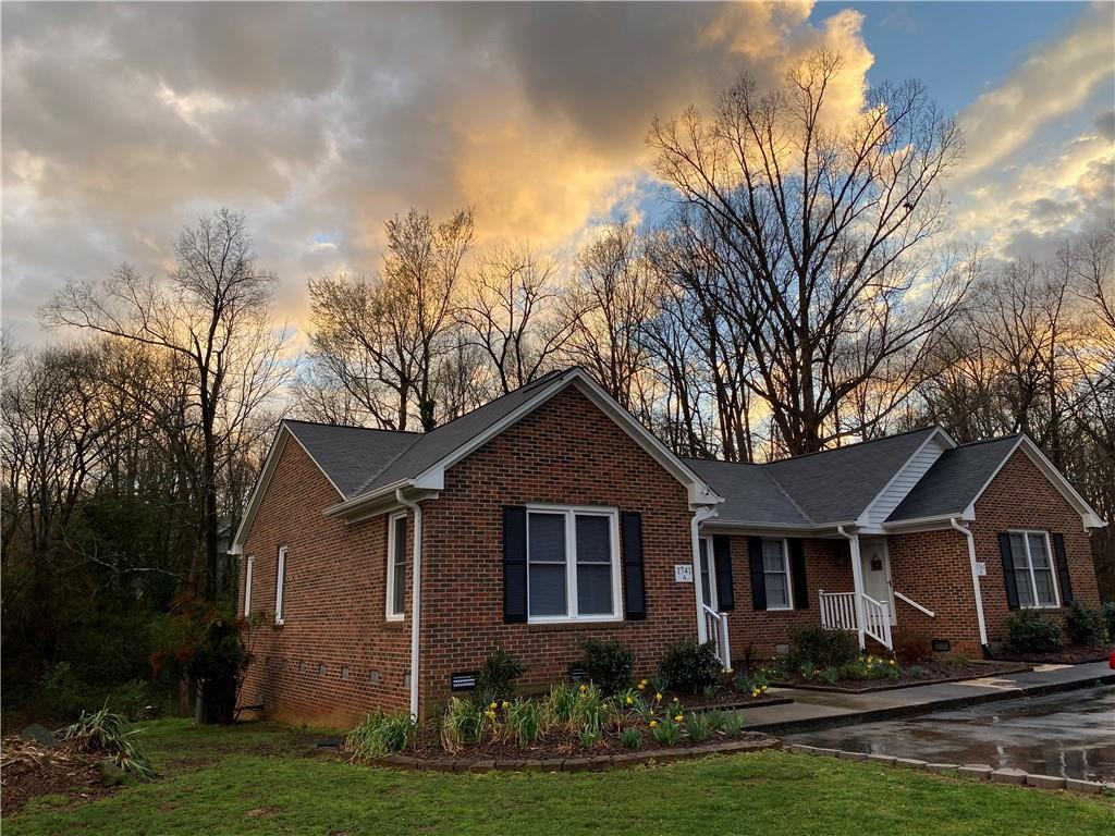 1741 Malone Road Burlington, NC 27215 - Photo 7 of 32 Photo 7
