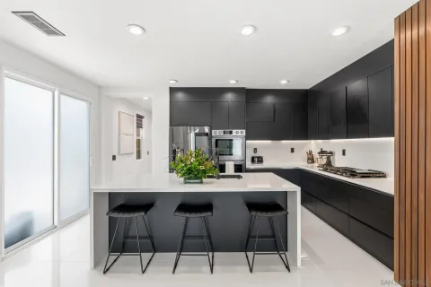 $1,575,000 | 3410 Filoli Circle, Carlsbad, CA 92009