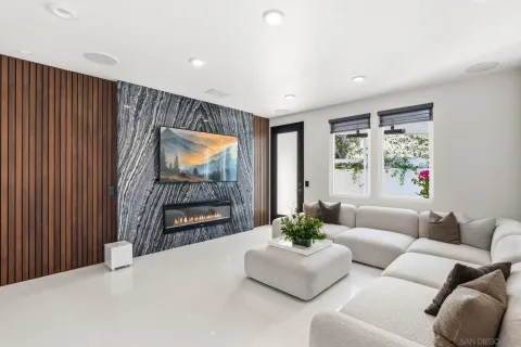 $1,575,000 | 3410 Filoli Circle, Carlsbad, CA 92009